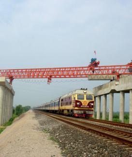 Construction of highway girders with double guide girders