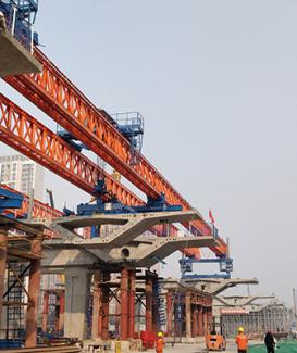 Launching Gantry (Balance Cantilever)